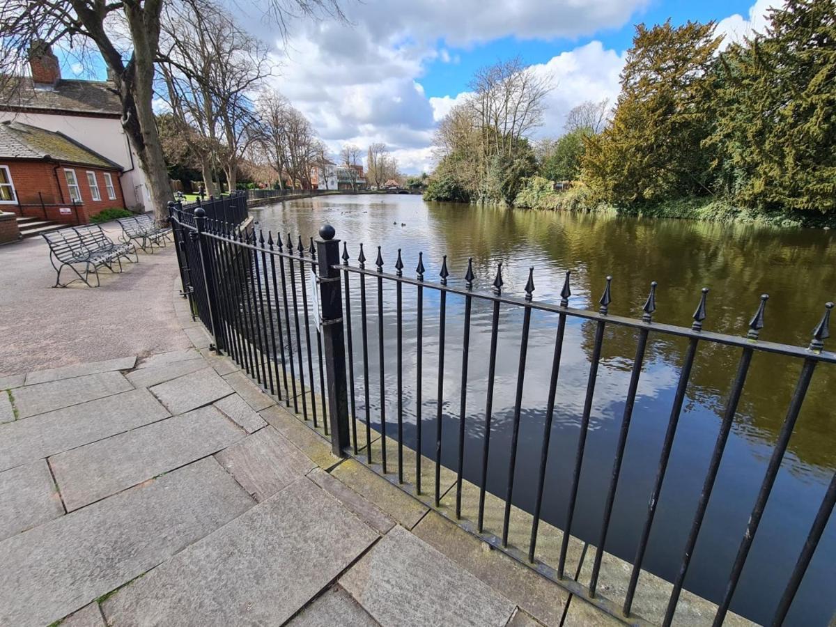 Villa The Nook Lichfield Exterior foto